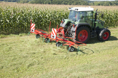 Kverneland 8446